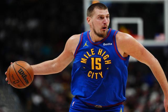 星空体育app官方网站-美媒NBA首月评奖：约基奇MVP 库詹杜分列一二三阵