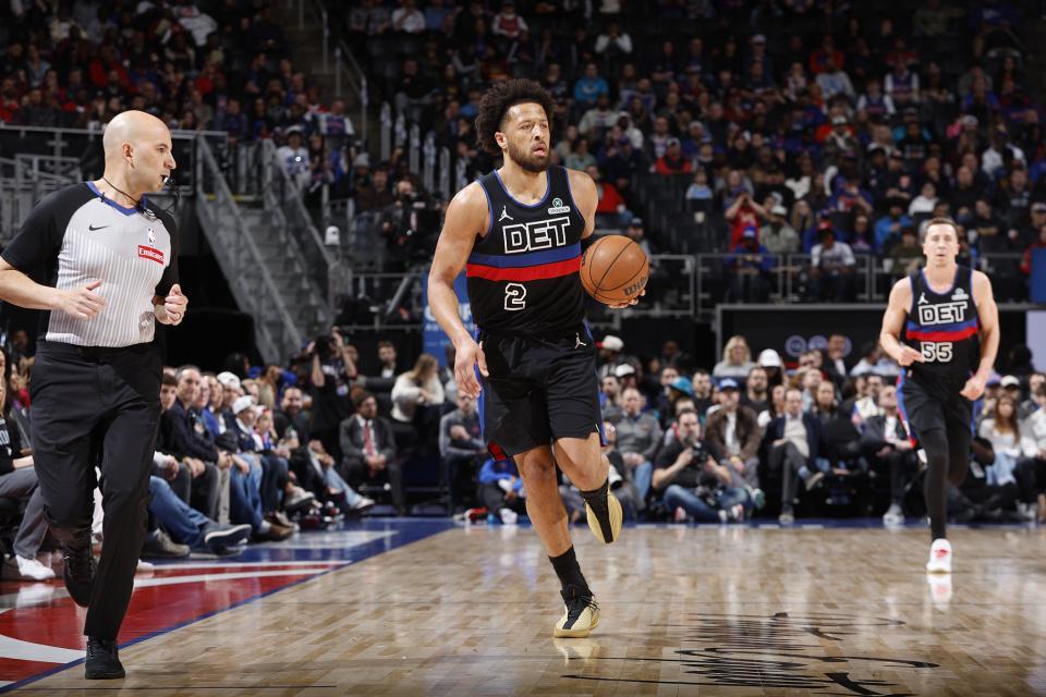 星空体育app下载-保住联盟第一！活塞加时险胜无哈登骑士 杜伦33+16三人6犯